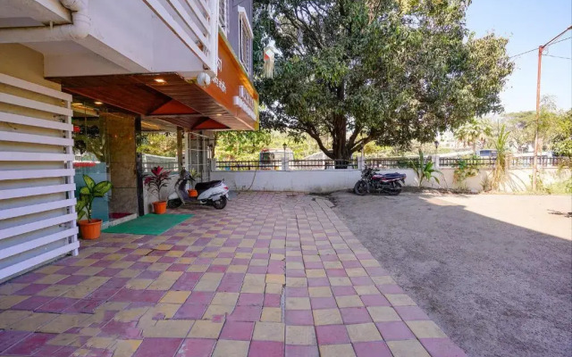 Fabhotel Dwarka