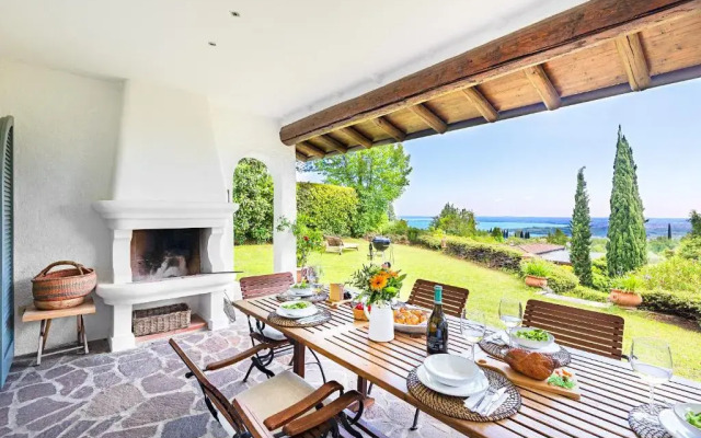 Villa Costanza in Padenghe sul Garda