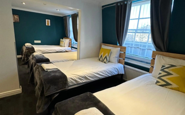 Smart Hyde Park View - Hostel