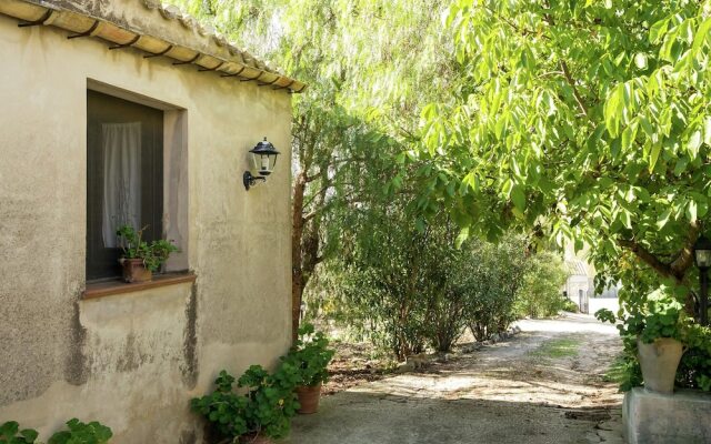 Apartment In Annex With Swimming Pool Right In The Sicilian Countryside