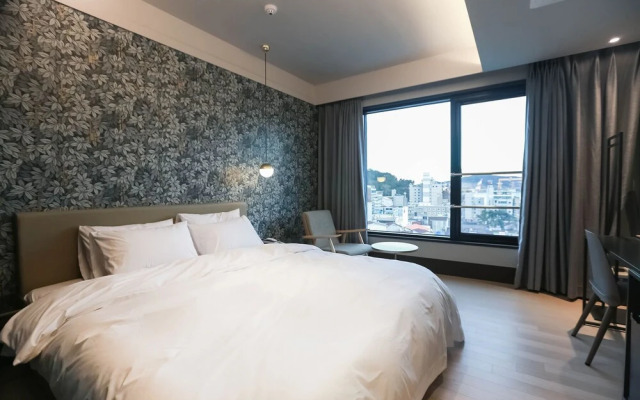 Brown Dot Hotel Geoje