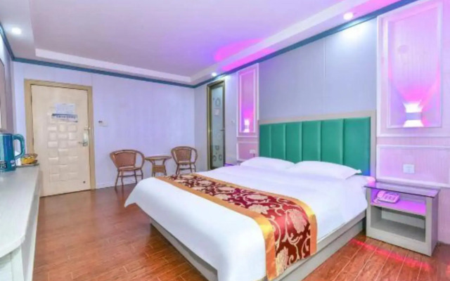 Chunhe Business Hotel