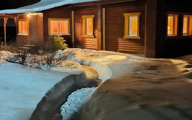 Дом Деревенский