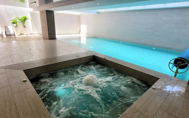Acqualina Suites and Spa