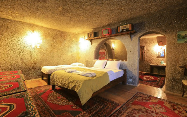 Antique Terrace Suites