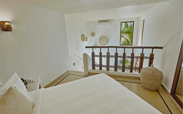 La Villa Luz Adults Only