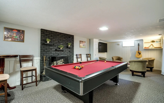 Inviting Minneapolis Vacation Rental w/ Game Room!
