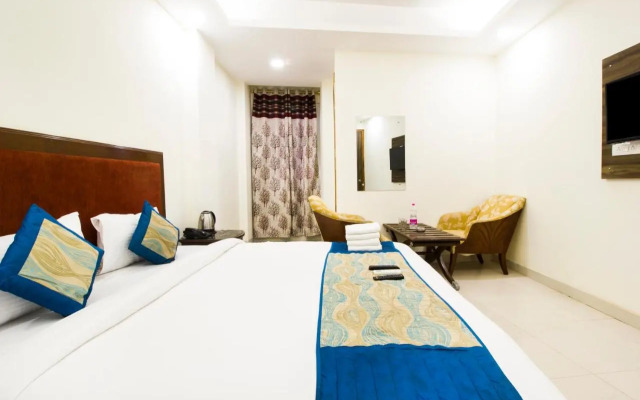 Hotel Platinum-Free Airport Pickup