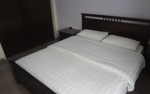 Tamrah Suites Hotel