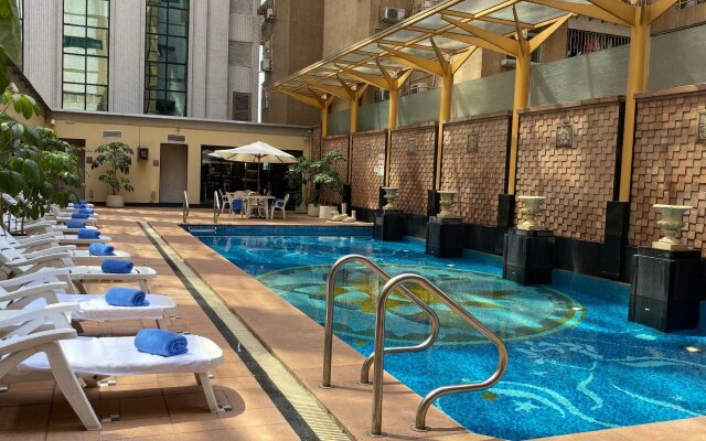 Hotel Golden Dragon