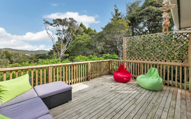 Lofty Te Haumi - Paihia Holiday Home