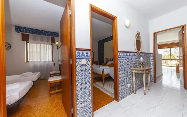 B78 - Fragoso Downtown Apartment