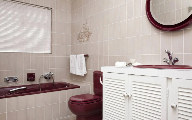 Penguino Guest House