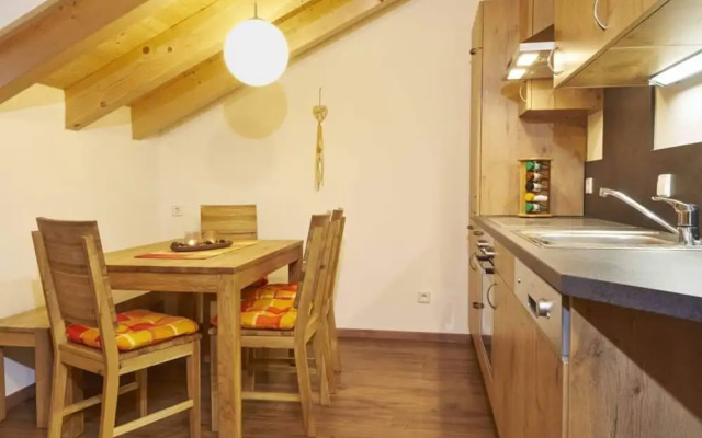 Nice Apartment in St. Maergen