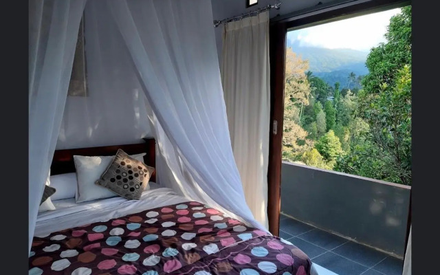 Sugi Gede Homestay