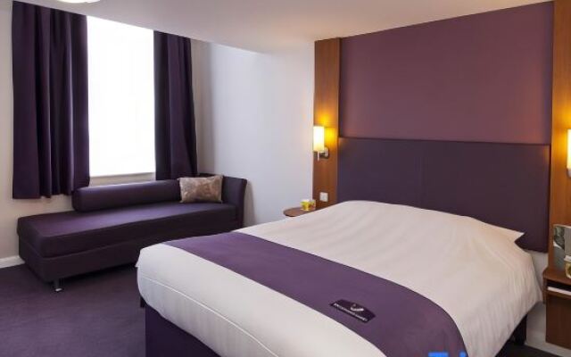 Premier Inn Thurrock West