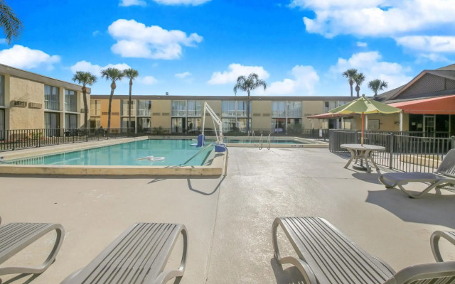 Floridian Express Hotel