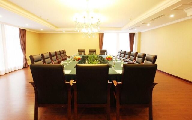 Lanting Hotel