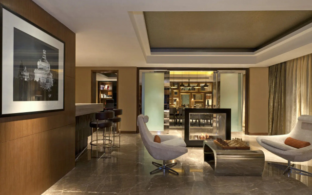 Sheraton Grand Bangalore Hotel at Brigade Gateway
