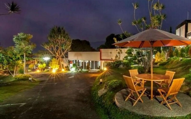 The Rizen Hotel