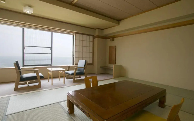 Shima Beach Hotel