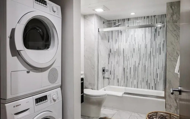Modern & Stylish 2 bedroom in DTLA