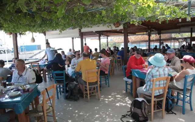 Paralia guest house