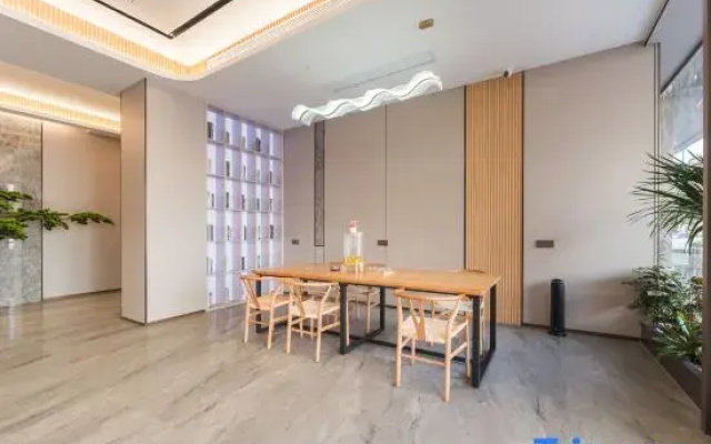 Hanzhou E-Sports Hotel