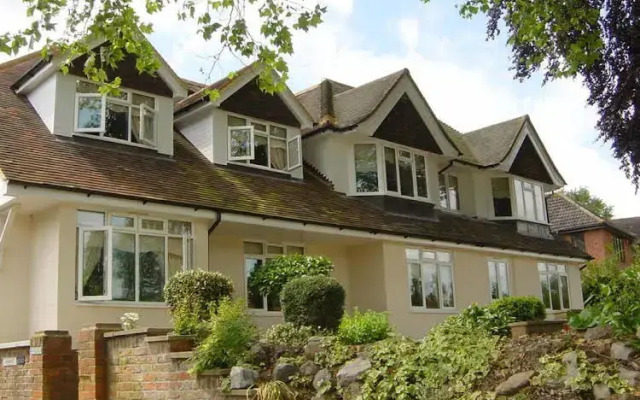 Weir View House Guest Accommodation