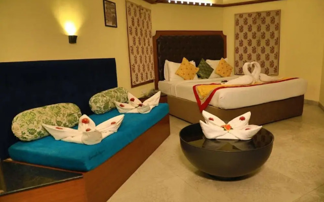 Treehouse Amaara- Pure Vegetarian Resort