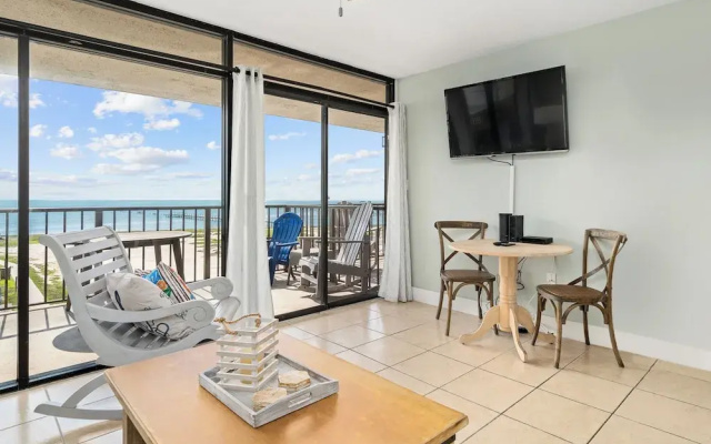 Laguna Reef 308 - Beautiful Bay View by Ryson Vacation Rentals