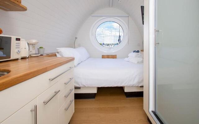 Sea Breeze Ark 900 Boat
