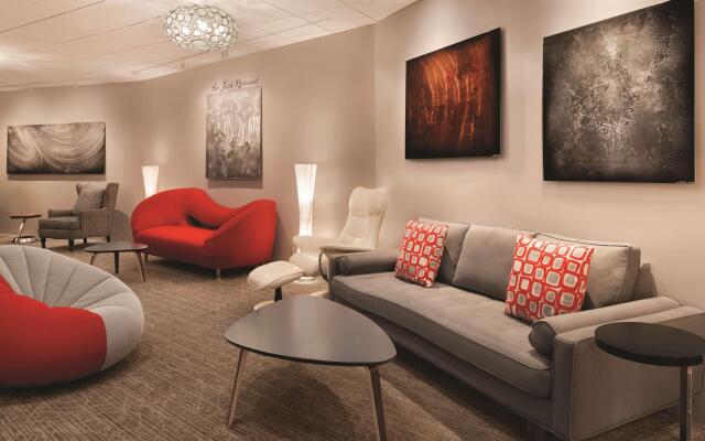 Radisson Hotel Cincinnati Riverfront