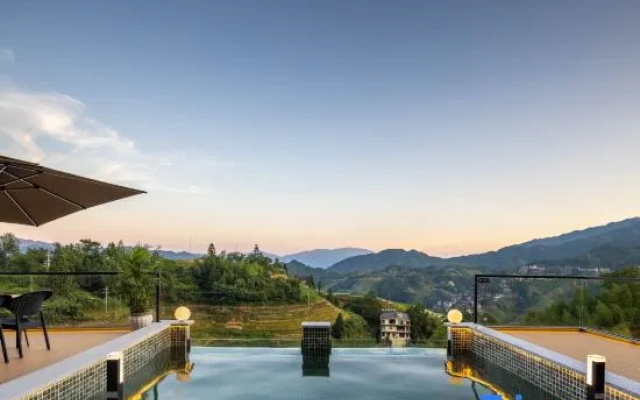 Chenyunxuan·Cloud Pool Panoramic Hotel (Jinfo Ding No.3 Observation Deck Branch) – Outside – Guilin