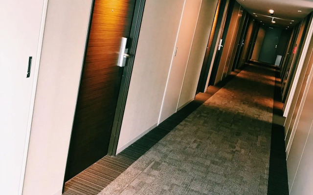 Отель Smile Hotel Shinagawasengakujiekimae