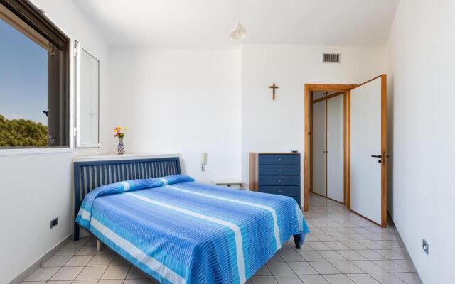 Porticciolo Apartment by BarbarHouse