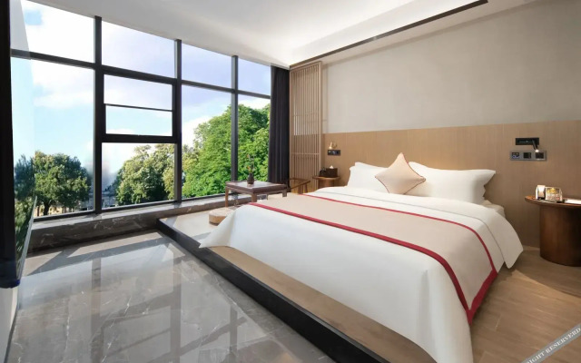 Yueyang Yueqi Hotel