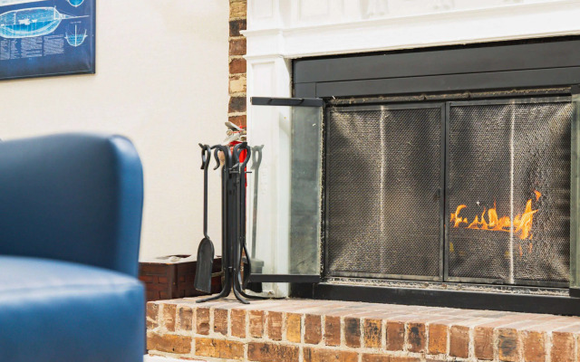 Danfords Hotel and Marina