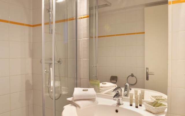 Hôtel Eliova- L'Eau Vive