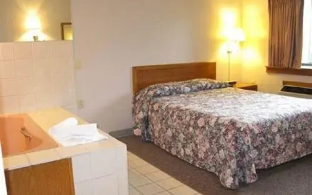 Mayflower Motel And Suites
