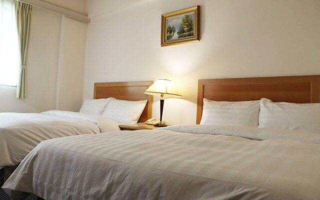 Oriental Hotel