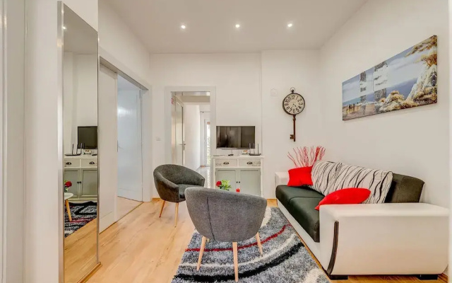 Happy Home - Rental Residence