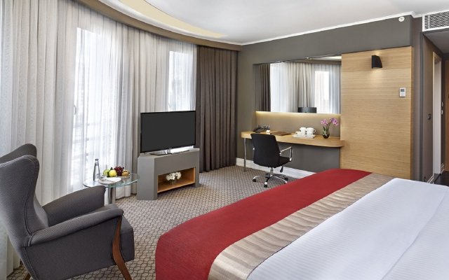 Отель Ramada Plaza by Wyndham Eskisehir