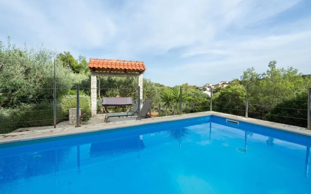 Nice Home in Rukavac With Wifi and 4 Bedrooms