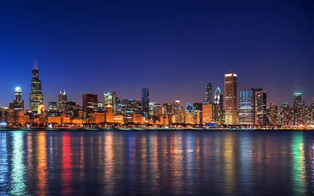 Crowne Plaza Lombard Downers Grove by IHG