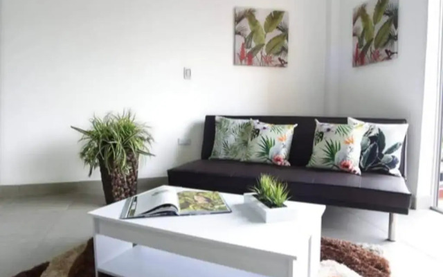 302-LINDO APARTAESTUDIO DUPLEX EN GRanada