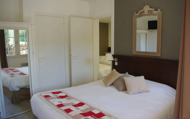 Logis Hôtel Les Nympheas