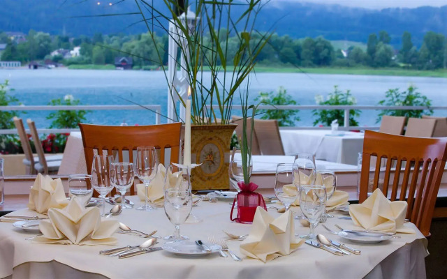 Inselhotel Faakersee