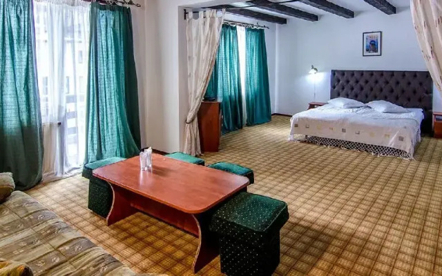 Hotel Gradistea - Complex Cheile Gradistei