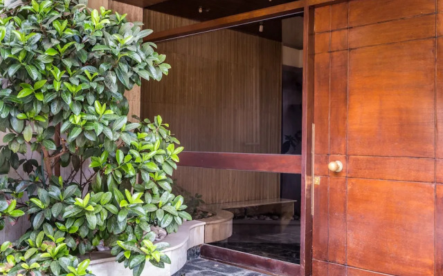3 bedroom apartment in Acropolis area